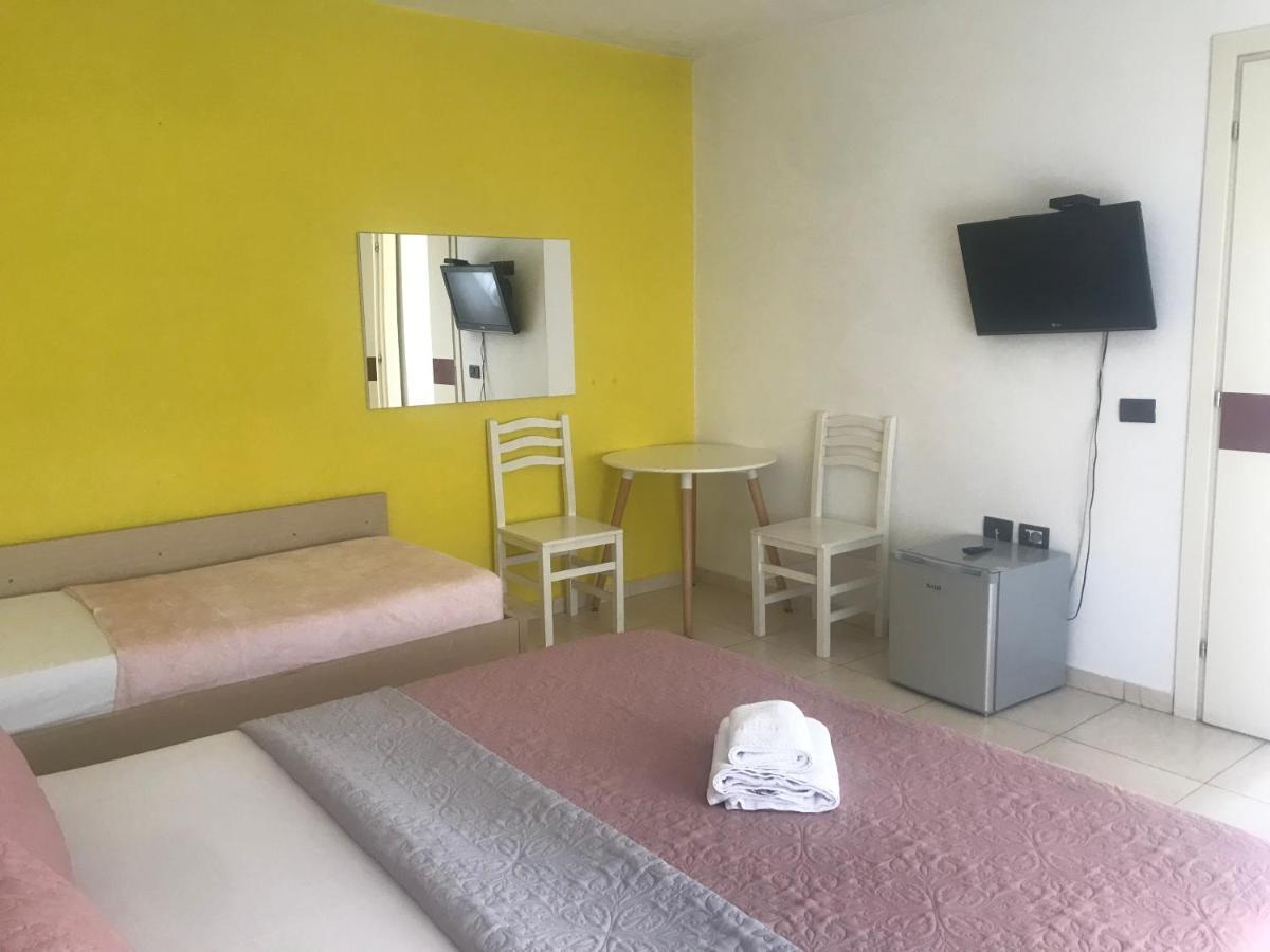 Orange Villa Hotel Tirana Kültér fotó