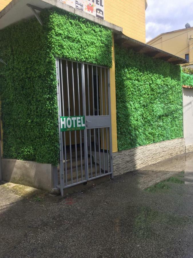 Orange Villa Hotel Tirana Kültér fotó